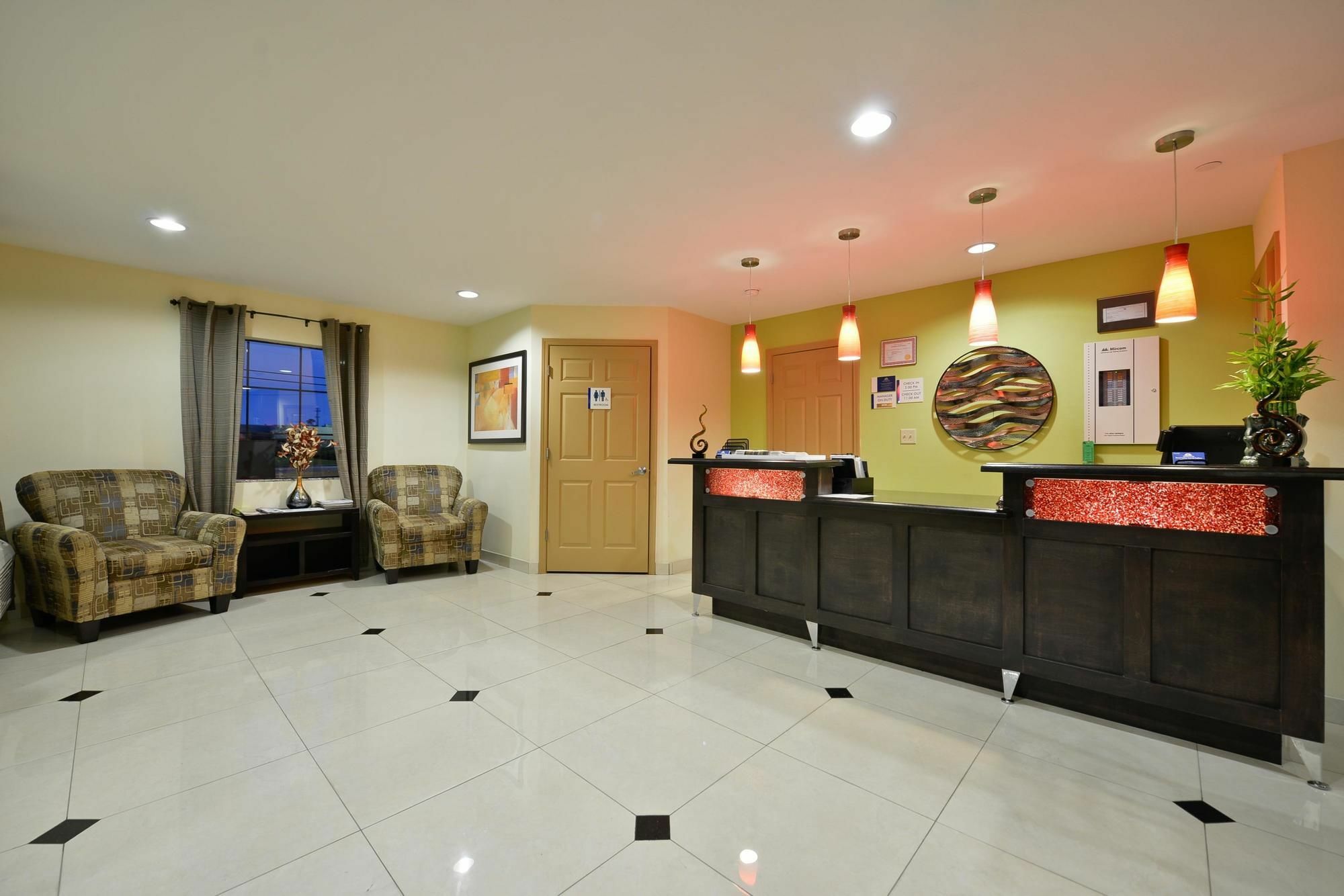 Americas Best Value Inn Lake Charles Interstate 210 Interior photo